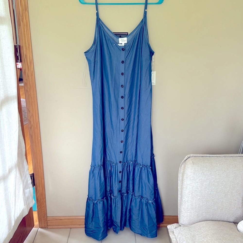 Chic Blue Button-Down Maxi Dress